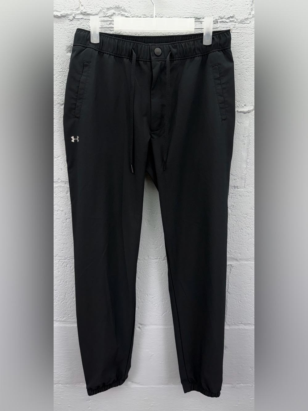 Under Armour Women's Black Joggers Size Medium